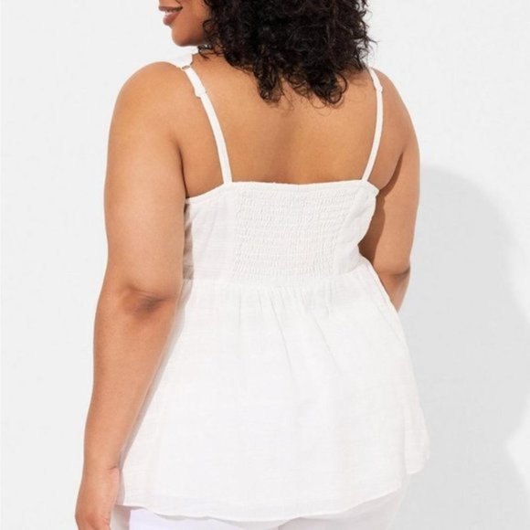Torrid - Babydoll Cotton Window Pane Button Front Tank in Cloud Dancer White - Picture 11 of 13